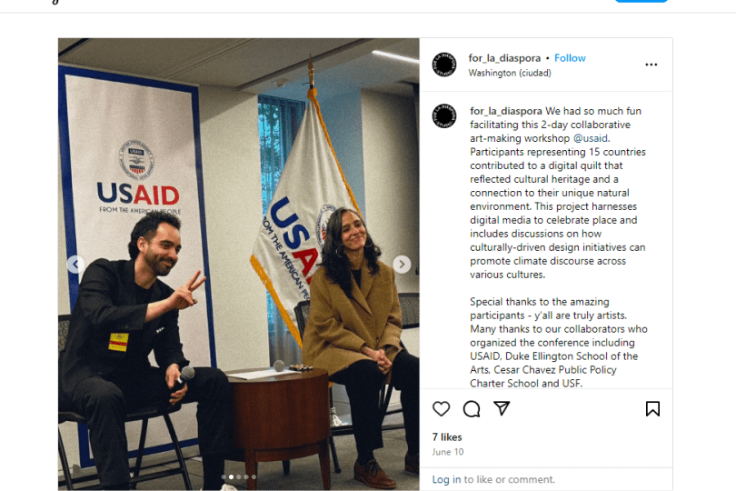 A screenshot of an instagram post by For La Diáspora showing Bruni Pizarro and David Pizarro smiling and doing a peace sign seated in front of a projector during the workshop. 