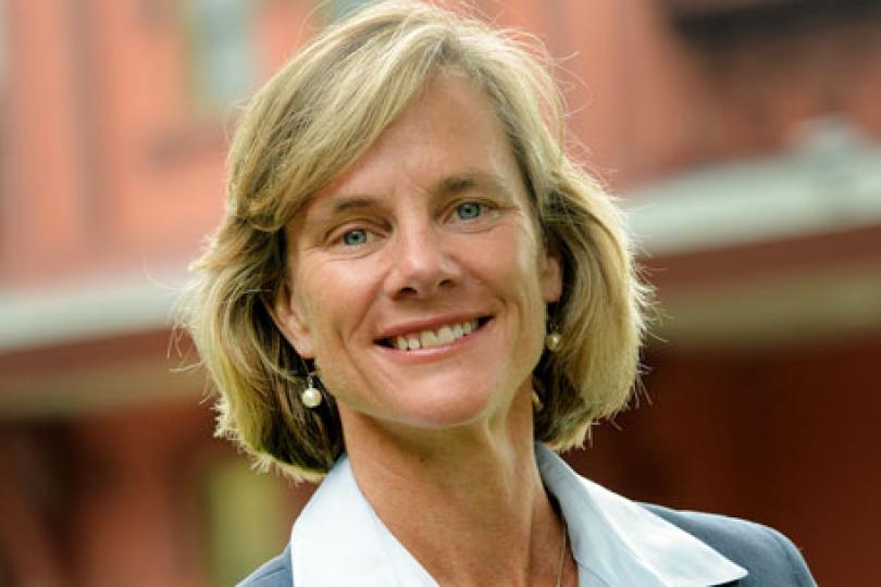 Sue Minter: A Determined Figure in the Rink